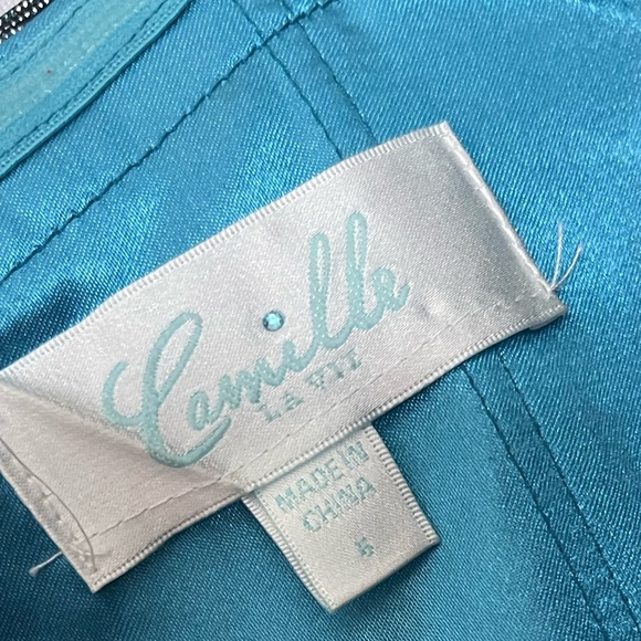 NWT Camille La Vie Teal Metallic Pleated Off-Shoulder Gown – Size 6 - Picture 6 of 6